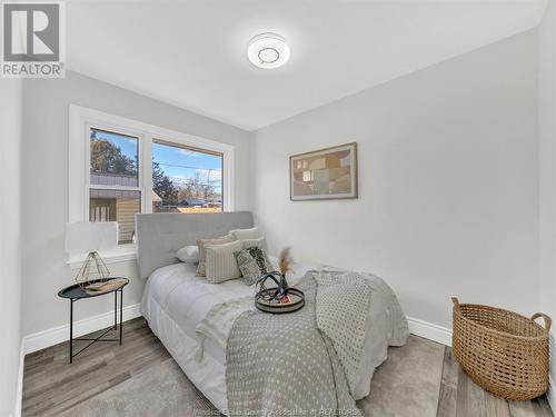 2485 Dominion Boulevard, Windsor, ON - Indoor Photo Showing Bedroom