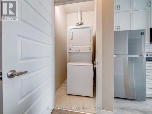 Laundry - 632 - 102 Grovewood Common, Oakville, ON - Indoor Photo Showing Laundry Room