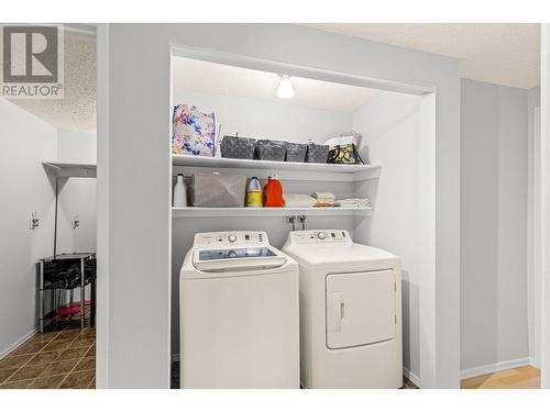 1481 Inkar Road Unit# 12, Kelowna, BC - Indoor Photo Showing Laundry Room