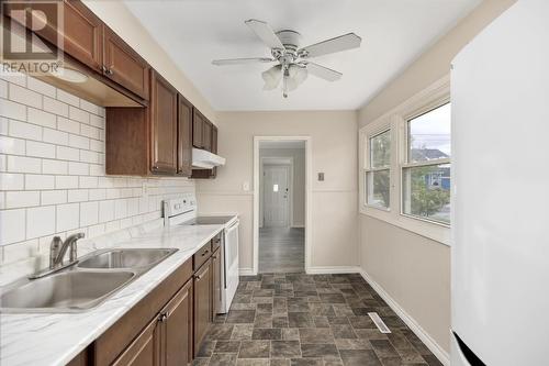 148 Poplar Ave, Sault Ste. Marie, ON - Indoor Photo Showing Kitchen With Double Sink