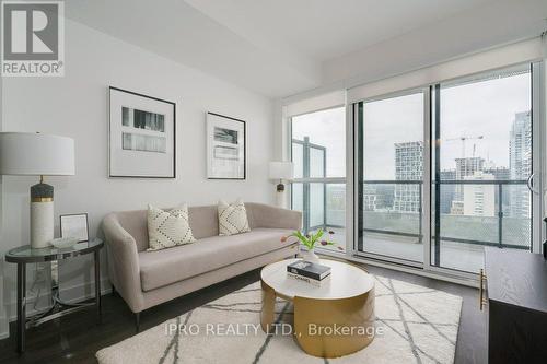 1205 - 11 Lillian Street, Toronto, ON - Indoor Photo Showing Living Room