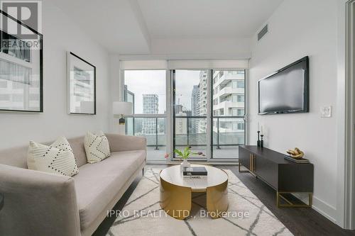 1205 - 11 Lillian Street, Toronto, ON - Indoor Photo Showing Living Room