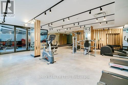 1205 - 11 Lillian Street, Toronto, ON - Indoor Photo Showing Gym Room