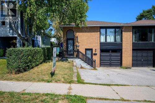 1305 Consort Crescent, Burlington, ON - Outdoor