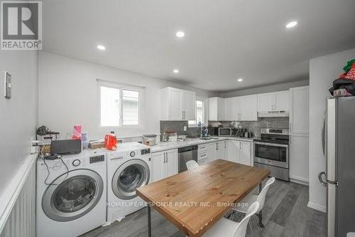 1305 Consort Crescent, Burlington, ON - Indoor Photo Showing Laundry Room