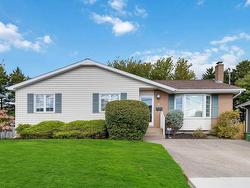 4 Appian Way  Dartmouth, NS B2X 3G5