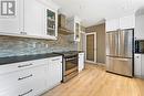 1606 Crediton Parkway E, Mississauga, ON  - Indoor Photo Showing Kitchen With Upgraded Kitchen 