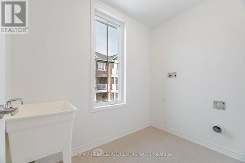 75 - 1317 Leriche Way, Milton, ON - Indoor Photo Showing Other Room