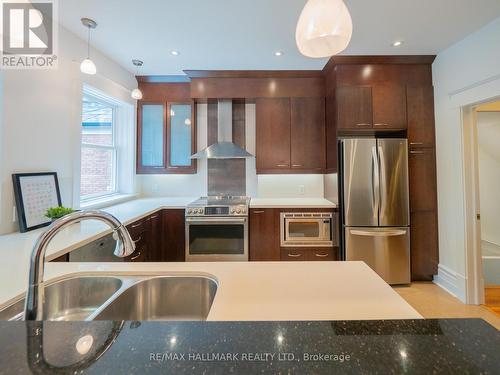 7 Playter Crescent, Toronto, ON - Indoor Photo Showing Kitchen With Stainless Steel Kitchen With Double Sink With Upgraded Kitchen