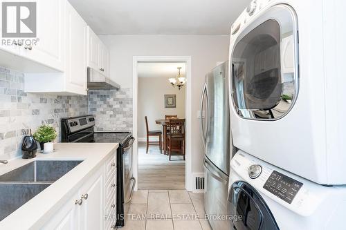 164 Eagle Street, Newmarket, ON - Indoor Photo Showing Laundry Room