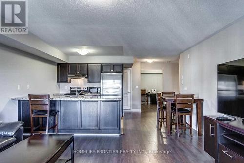 6 - 137 Isaac Devins Boulevard, Toronto, ON - Indoor Photo Showing Kitchen