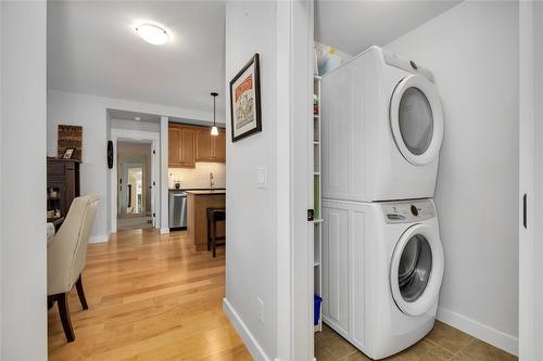 207-2070 Boucherie Road, West Kelowna, BC - Indoor Photo Showing Laundry Room