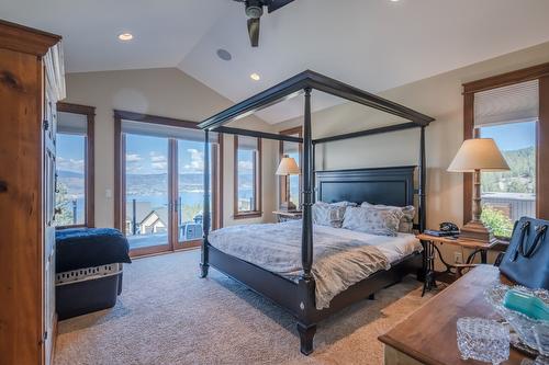 136 Flagstone Rise, Naramata, BC - Indoor Photo Showing Bedroom