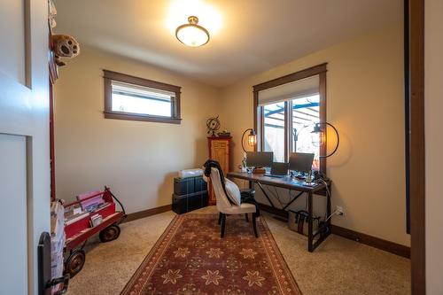 136 Flagstone Rise, Naramata, BC - Indoor Photo Showing Office