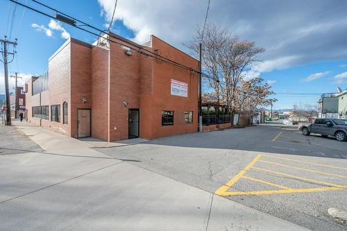 15-498 Ellis Street, Penticton, BC 