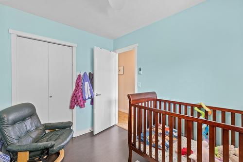 2523 Rhondda Crescent, Kelowna, BC - Indoor Photo Showing Bedroom