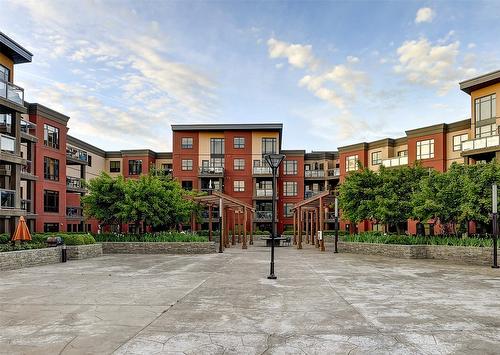 359-654 Cook Road, Kelowna, BC - Outdoor With Facade