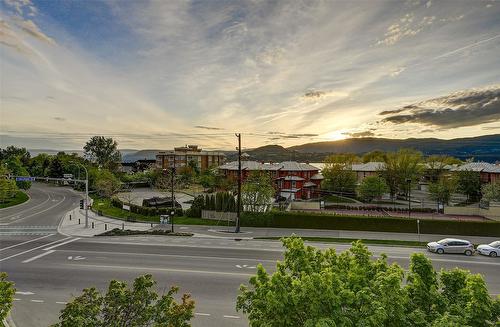 359-654 Cook Road, Kelowna, BC - Outdoor With View