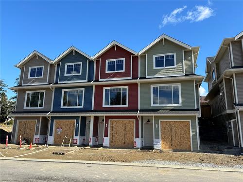 8-1910 11 Avenue, Salmon Arm, BC - Outdoor With Facade