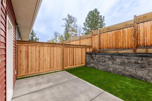 6-1910 11 Avenue, Salmon Arm, BC - Outdoor