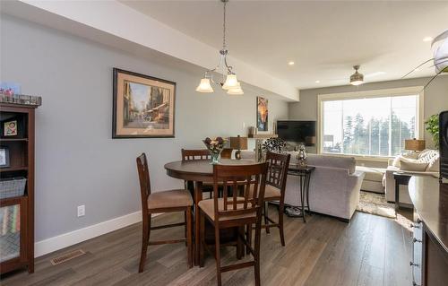 6-1910 11 Avenue, Salmon Arm, BC - Indoor Photo Showing Dining Room