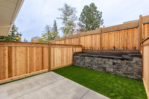 4-1910 11 Avenue, Salmon Arm, BC - Indoor Photo Showing Other Room