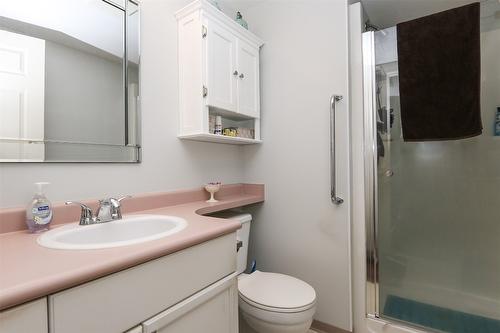 106-46000 First Avenue, Out Of Area, BC - Indoor Photo Showing Bathroom