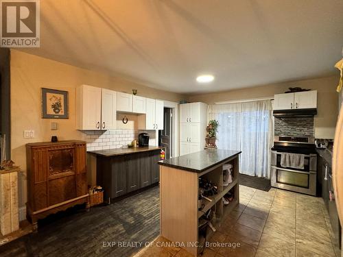 224 Birch Street N, Timmins, ON - Indoor Photo Showing Kitchen