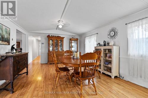 150 - 3033 Townline Road, Fort Erie, ON - Indoor Photo Showing Dining Room