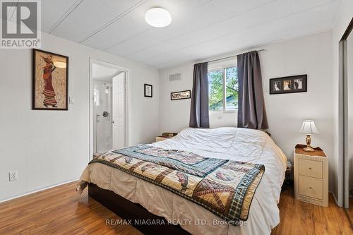 150 - 3033 Townline Road, Fort Erie, ON - Indoor Photo Showing Bedroom