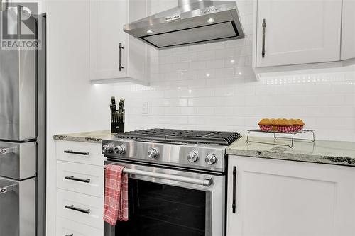 3210 Christopher Drive, Prince George, BC - Indoor Photo Showing Kitchen With Upgraded Kitchen