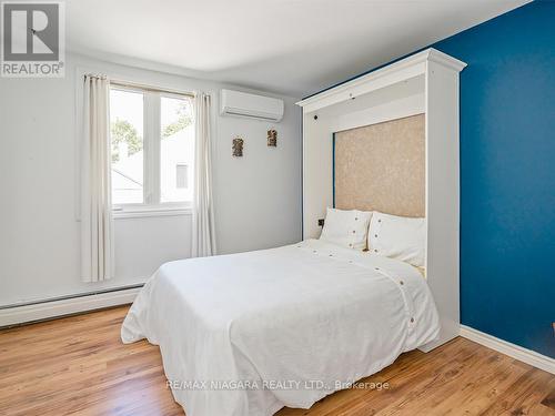 13 Lakewood Crescent, Port Colborne, ON - Indoor Photo Showing Bedroom