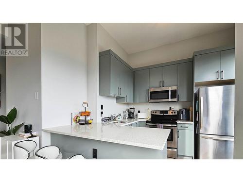 1851 Diamond View Drive, West Kelowna, BC - Indoor Photo Showing Kitchen