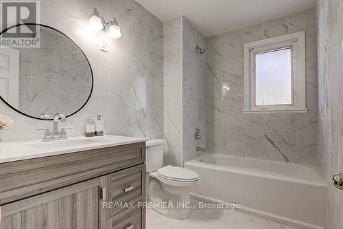 42 Wilmont Drive, Toronto, ON - Indoor Photo Showing Bathroom