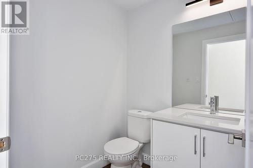 113A - 2062 Lumen Drive, London, ON - Indoor Photo Showing Bathroom