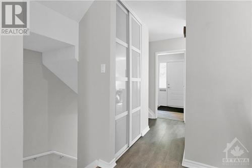 114 Mcclintock Way, Ottawa, ON - Indoor