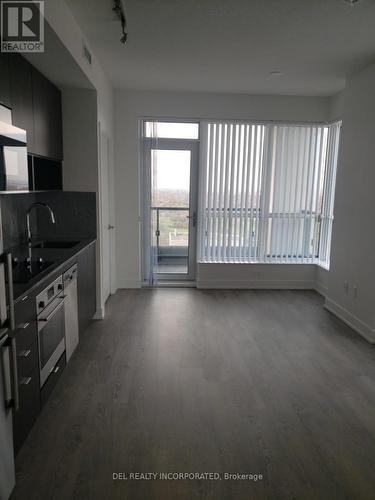 3104 - 7 Mabelle Avenue, Toronto, ON - Indoor Photo Showing Kitchen