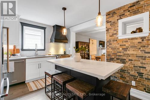 703 Mortimer Avenue, Toronto, ON - Indoor