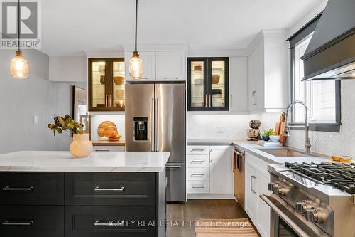 703 Mortimer Avenue, Toronto, ON - Indoor Photo Showing Kitchen With Upgraded Kitchen