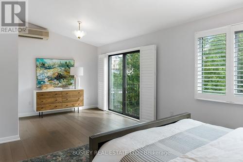 7 Glencairn Avenue, Toronto, ON - Indoor Photo Showing Bedroom