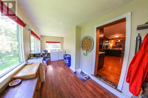 413 Nelson  Avenue, Nelson, BC - Indoor