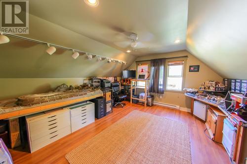 413 Nelson  Avenue, Nelson, BC - Indoor