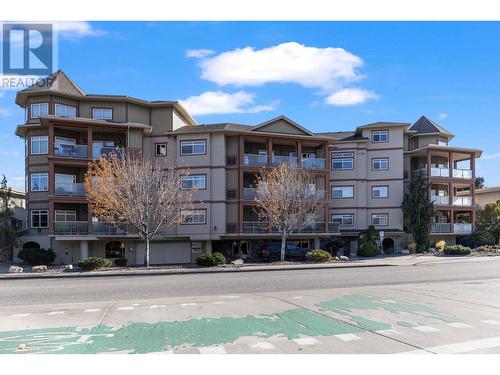 1905 Pandosy Street Unit# 101, Kelowna, BC - Outdoor With Facade