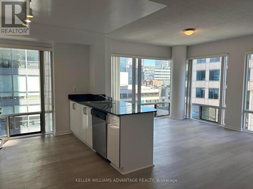 916 - 50 John Street, Toronto, ON - Indoor Photo Showing Kitchen