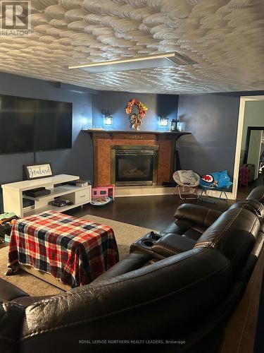 525 Lamminen Avenue, Timmins, ON - Indoor With Fireplace