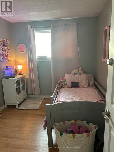 525 Lamminen Avenue, Timmins, ON - Indoor Photo Showing Bedroom