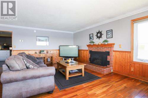 460 Red Pine Dr, Sault Ste. Marie, ON - Indoor Photo Showing Living Room With Fireplace