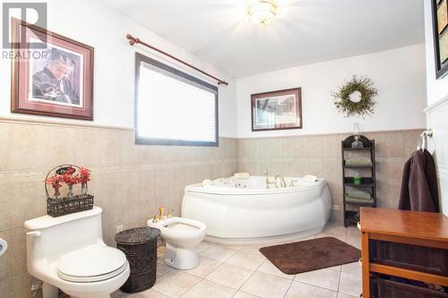 460 Red Pine Dr, Sault Ste. Marie, ON - Indoor Photo Showing Bathroom