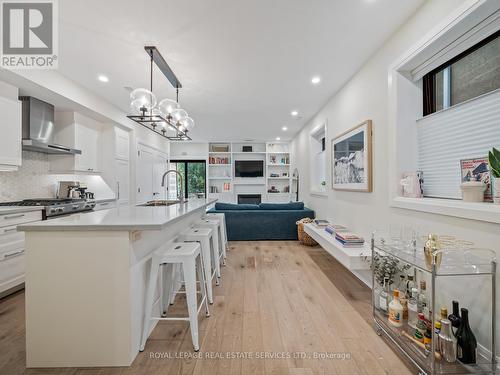 238 Garden Avenue, Toronto, ON - Indoor Photo Showing Kitchen With Upgraded Kitchen