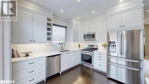 2187 Austin Court, Burlington, ON - Indoor Photo Showing Kitchen With Upgraded Kitchen